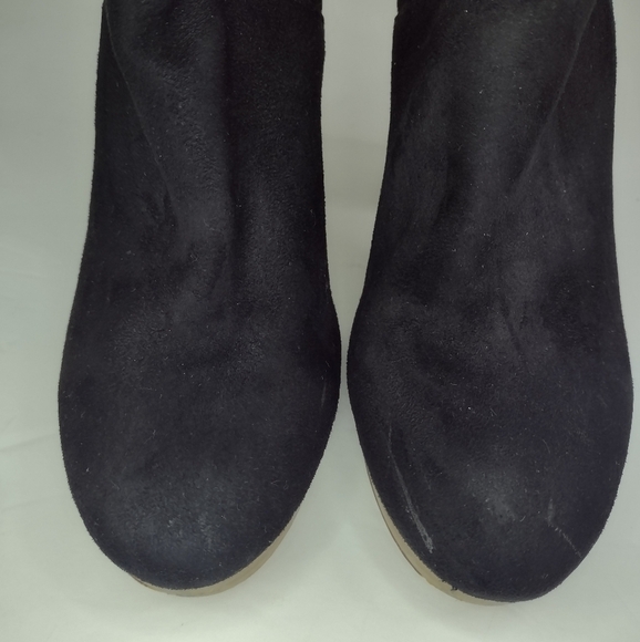 Forever 21 black booties size (8) - Picture 2 of 14